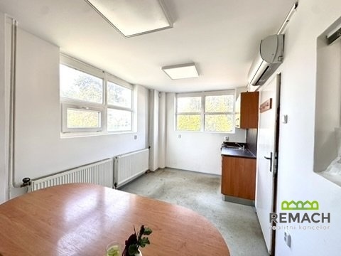 Pronájem skladu / haly, 469 m² - 4