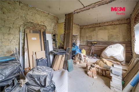 Prodej rodinného domu, 300 m² 12