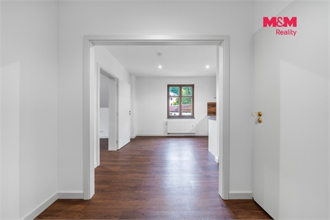 Prodej rodinného domu, 486 m² - 20