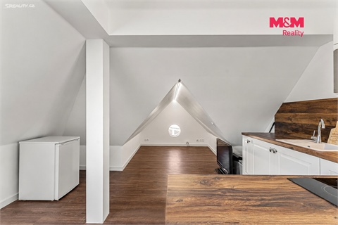 Prodej rodinného domu, 486 m² 10
