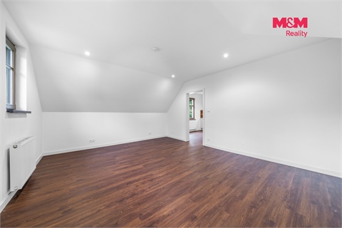 Prodej rodinného domu, 486 m² - 22