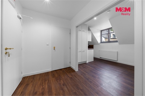 Prodej rodinného domu, 486 m² - 14