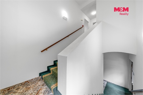 Prodej rodinného domu, 486 m² 24