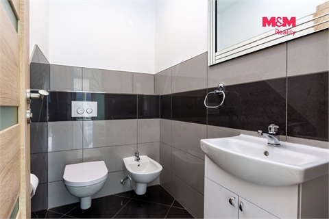 Prodej rodinného domu, 108 m² 14