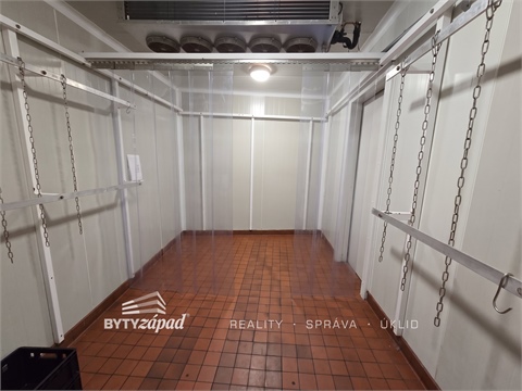 Pronájem komerčního objektu, 73 m² - 2