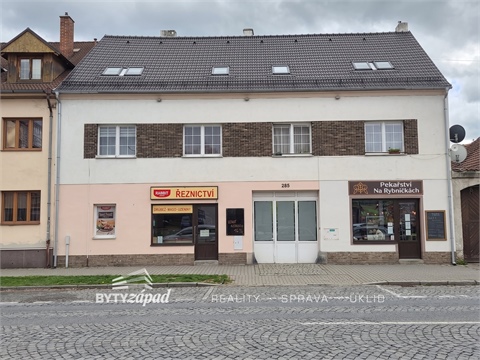 Pronájem komerčního objektu, 73 m² 0