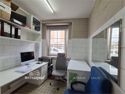 Pronájem komerčního objektu, 73 m² 6