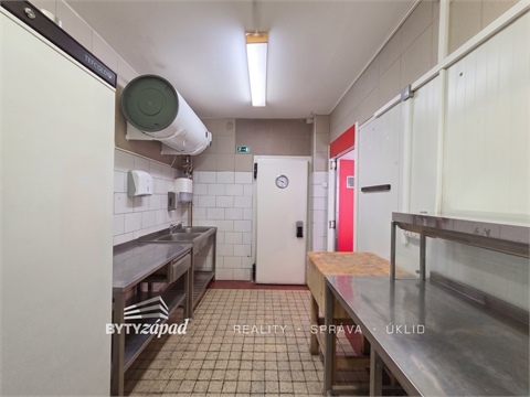 Pronájem komerčního objektu, 73 m² 4