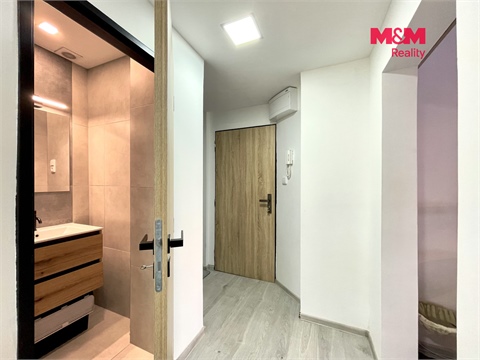 Prodej bytu 2kk, 51 m² - 20