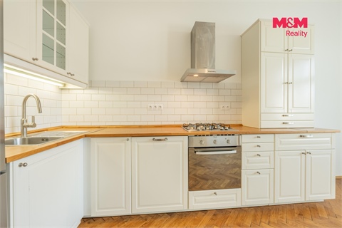 Pronájem bytu 3+1, 101 m² 12