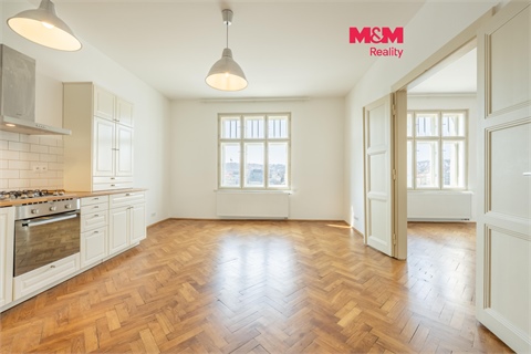 Pronájem bytu 3+1, 101 m² 0