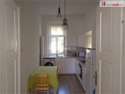 Pronájem bytu 1+1, 39 m² 12