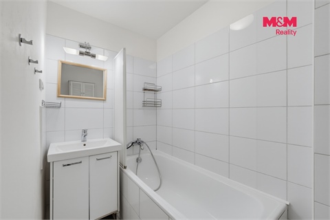 Prodej bytu 2+1, 57 m² - 0