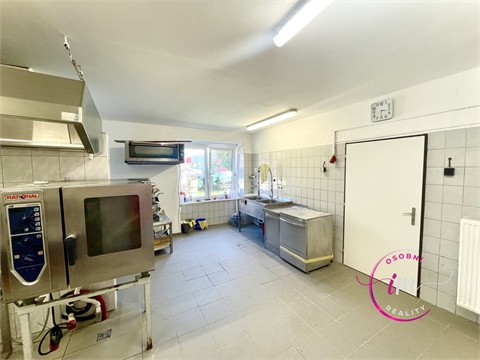 Pronájem komerčního objektu, 282 m² 12