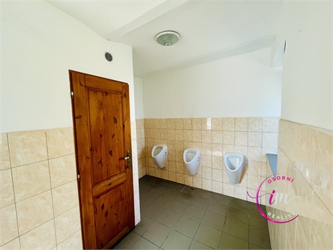 Pronájem komerčního objektu, 282 m² 20