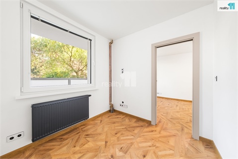 Prodej bytu 1+1, 44 m² 8