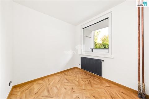 Prodej bytu 1+1, 44 m² - 6