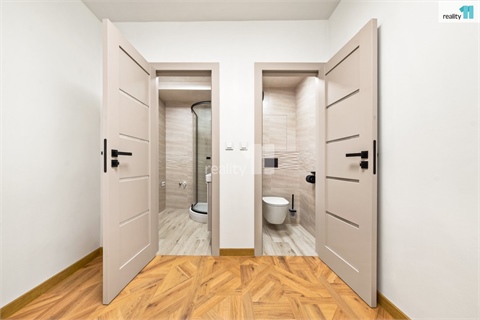 Prodej bytu 1+1, 44 m² - 10