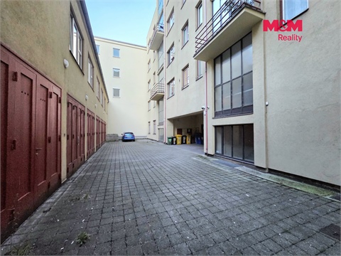 Prodej bytu 2+1, 30 m² 12