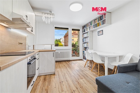 Prodej bytu 4kk, 70 m² 0
