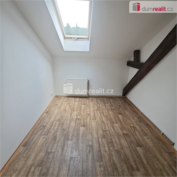 Pronájem bytu 1+1, 33 m² - 4