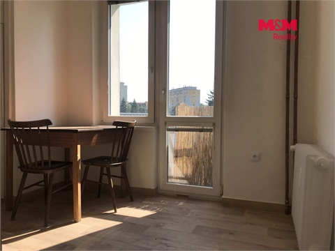 Pronájem bytu 1+1, 37 m² - 2