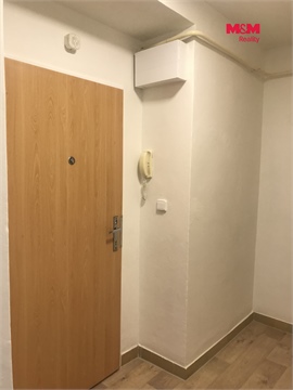 Pronájem bytu 1+1, 37 m² - 10