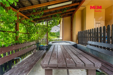 Prodej rodinného domu, 206 m² 14