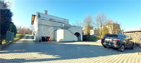 Pronájem skladu / haly, 143 m² - 0