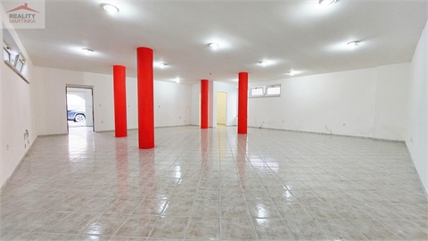 Pronájem skladu / haly, 143 m² 0