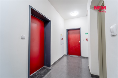 Pronájem bytu 3kk, 79 m² - 20