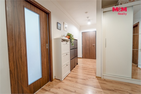 Pronájem bytu 3kk, 79 m² 12