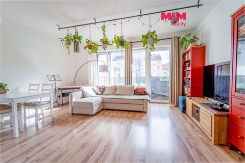 Pronájem bytu 3kk, 79 m² 0