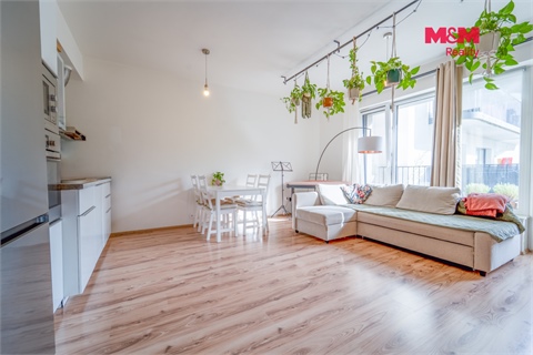 Pronájem bytu 3kk, 79 m² 4