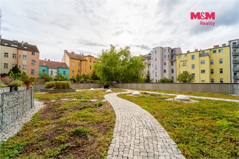 Pronájem bytu 3kk, 79 m² 24