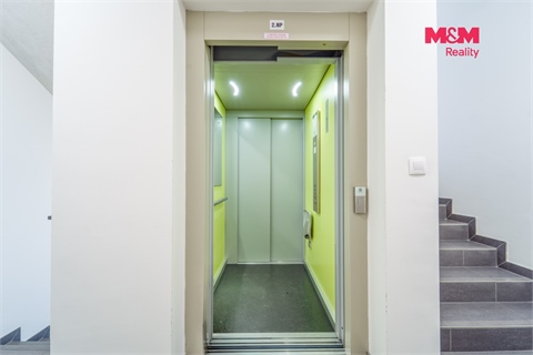Pronájem bytu 3kk, 79 m² 22