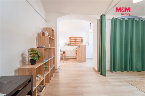 Pronájem obchodních prostor, 109 m² - 2