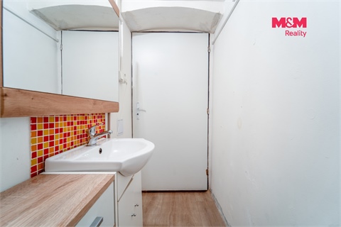 Pronájem obchodních prostor, 109 m² 10