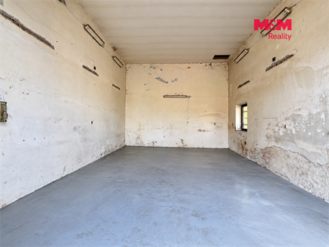 Pronájem skladu / haly, 52 m² 2