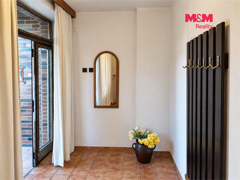 Prodej rodinného domu, 180 m² - 14