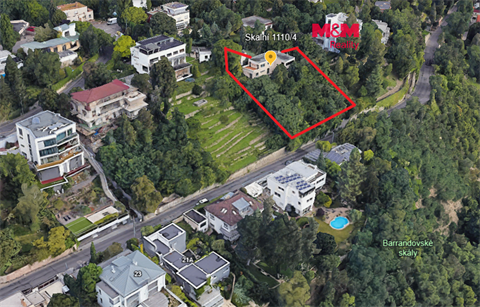 Prodej stavebního pozemku, 1 894 m² 0