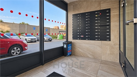 Prodej bytu 2kk, 42 m² - 22