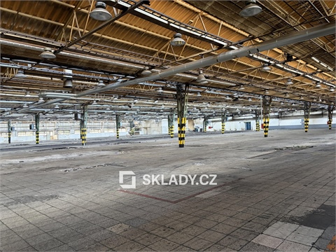 Pronájem skladu / haly, 1 500 m² - 2