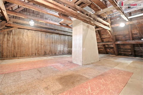 Prodej rodinného domu, 180 m² - 4