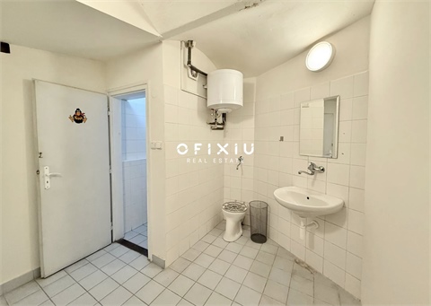 Pronájem obchodních prostor, 120 m² 2