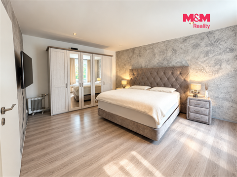 Prodej rodinného domu, 195 m² 2