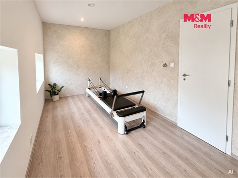Prodej rodinného domu, 195 m² 10