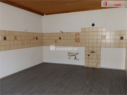Prodej rodinného domu, 180 m² 10