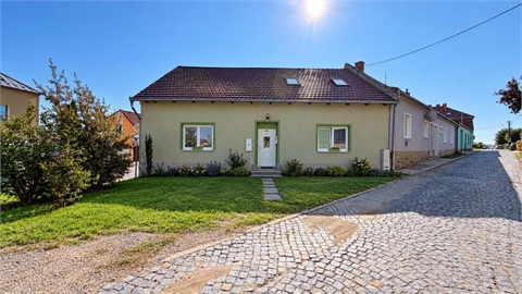 Prodej rodinného domu, 99 m² 0