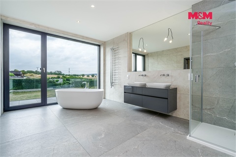 Prodej rodinného domu, 233 m² 10